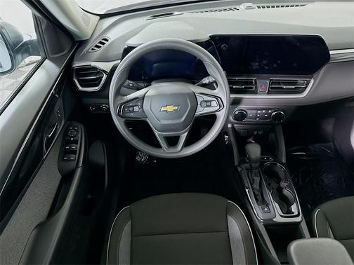 2025 Chevrolet Trailblazer LS