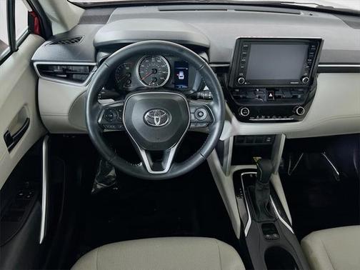 2022 Toyota Corolla Cross LE