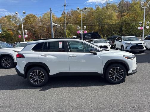 2026 Toyota Corolla Cross XLE