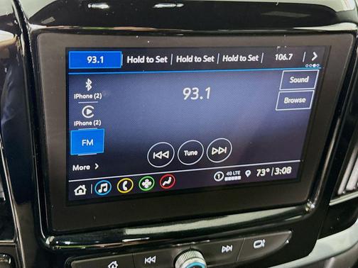 Sterling Gray Metallic 2023 Chevrolet Traverse LT Cloth