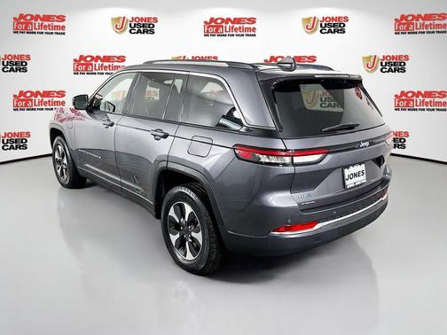 2022 Jeep Grand Cherokee 4xe Base