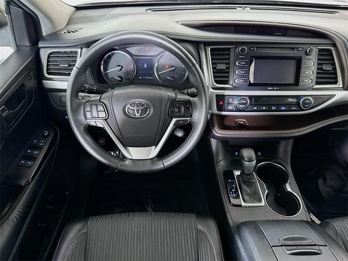 2014 Toyota Highlander LE Plus