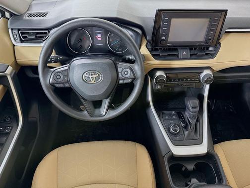 2020 Toyota RAV4 Hybrid XLE