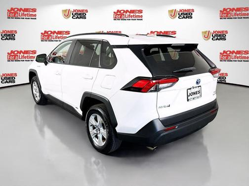 2020 Toyota RAV4 Hybrid XLE
