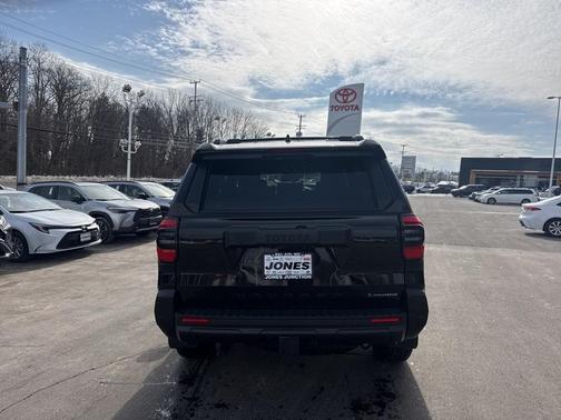 2026 Toyota 4Runner TRD Off Road Premium