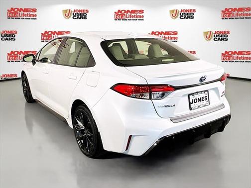 2023 Toyota Corolla Hybrid SE