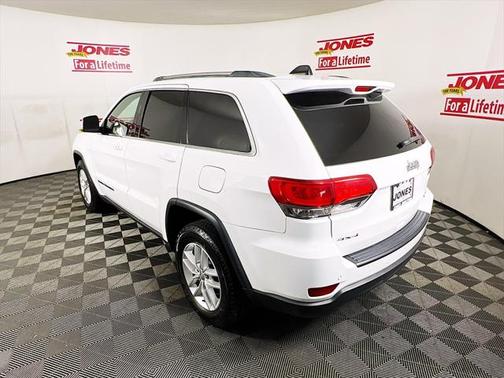 2018 Jeep Grand Cherokee Laredo E