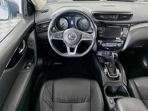 2021 Nissan Rogue Sport SL