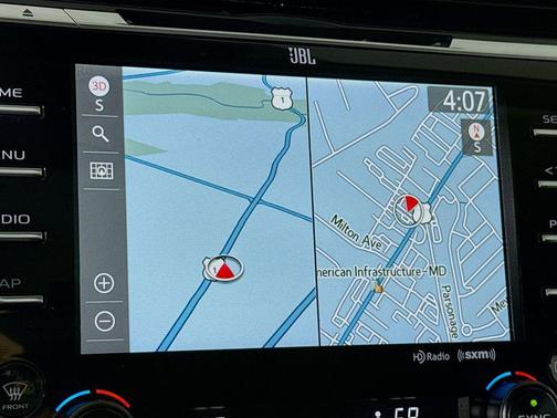 2020 Toyota Camry Hybrid XLE