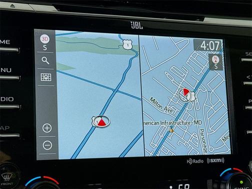 2020 Toyota Camry Hybrid XLE