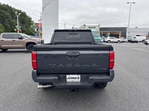 2025 Toyota Tacoma TRD Off Road