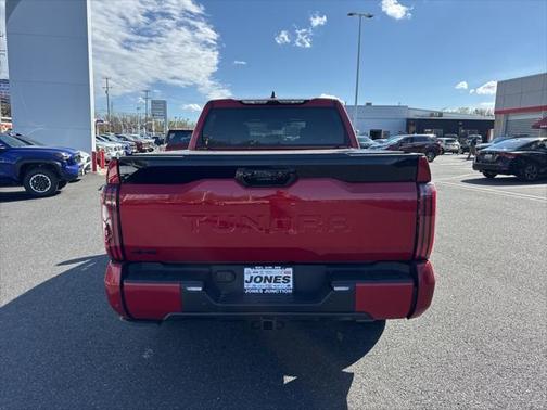 2025 Toyota Tundra Platinum