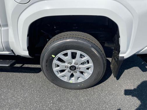 Ice 2026 Toyota Tacoma SR5