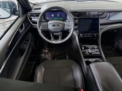 Bright White Clearcoat 2023 Jeep Grand Cherokee 4xe Trailhawk