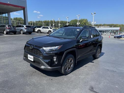 2025 Toyota RAV4 Hybrid Woodland Edition