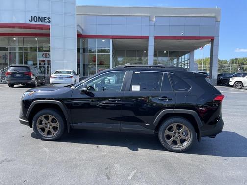 2025 Toyota RAV4 Hybrid Woodland Edition