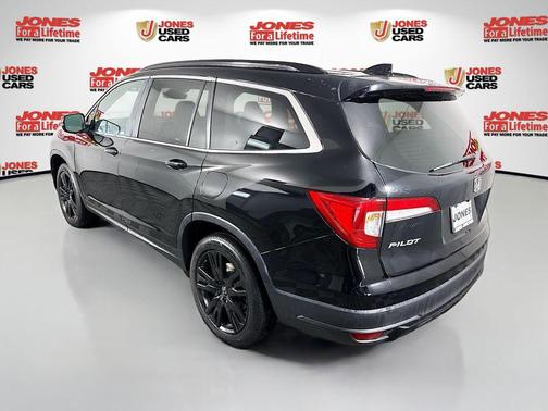 Crystal Black Pearl 2022 Honda Pilot AWD Special Edition