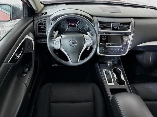 2017 Nissan Altima 2.5 SR