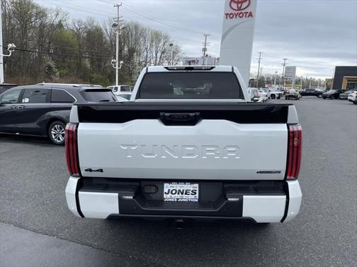 2025 Toyota Tundra Hybrid Platinum