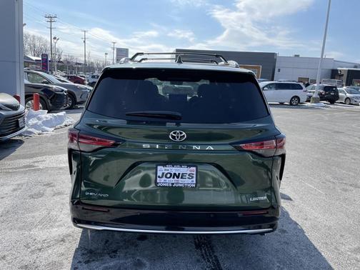 2026 Toyota Sienna Limited