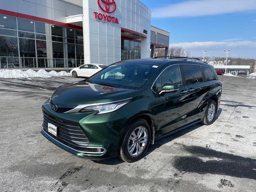 2026 Toyota Sienna Limited