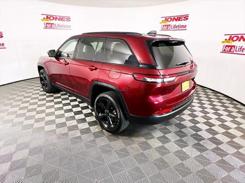 2023 Jeep Grand Cherokee Limited X
