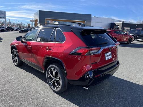 2025 Toyota RAV4 Hybrid SE