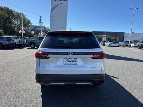 2026 Toyota Grand Highlander Platinum