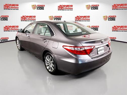 2016 Toyota Camry XLE