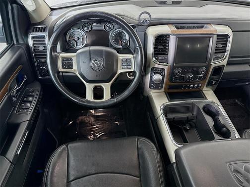 2017 RAM 1500 Laramie