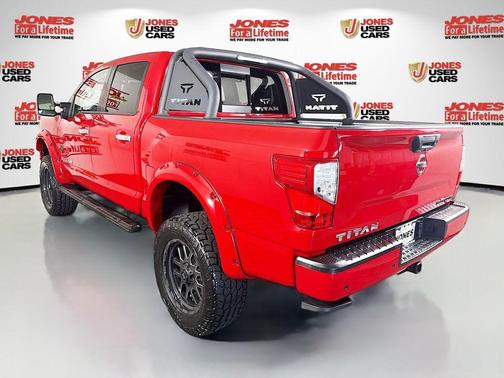 Red Alert 2021 Nissan Titan SV