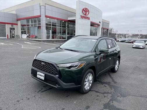 2024 Toyota Corolla Cross LE