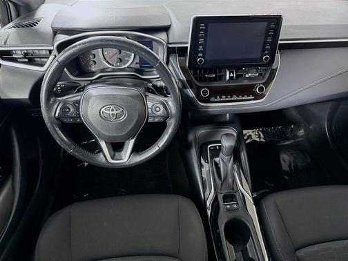 Midnight Black Metallic 2019 Toyota Corolla SE