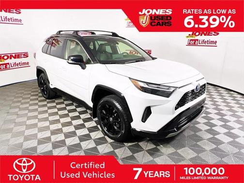 2023 Toyota RAV4 Hybrid SE