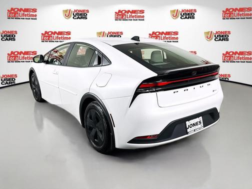 2026 Toyota Prius LE