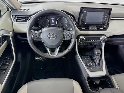 2021 Toyota RAV4 Hybrid XLE Premium