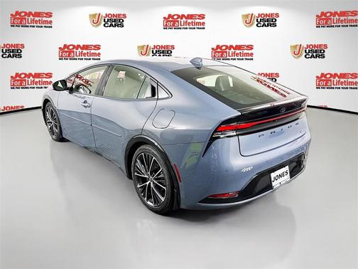 2024 Toyota Prius XLE