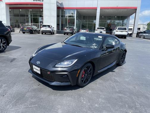 2025 Toyota GR86 Premium