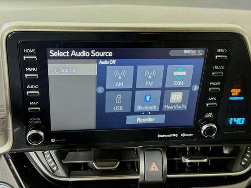 Pearl 2019 Toyota C-HR XLE