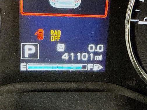 Crystal White Pearl 2019 Subaru Crosstrek 2.0i Limited