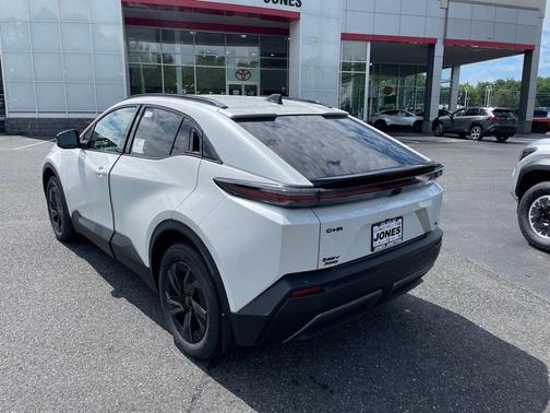Wind Chill Prl 2026 Toyota C-HR SE