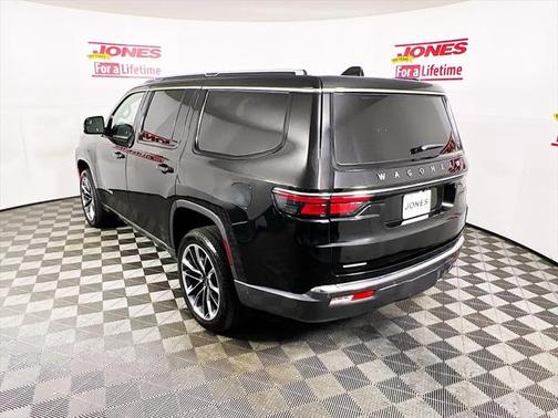 2022 Jeep Wagoneer Series III 4x4