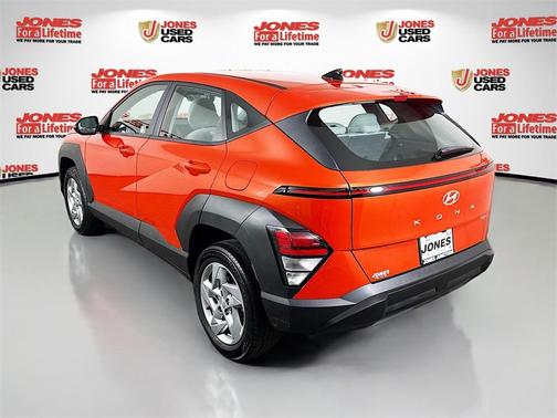 2025 Hyundai KONA SE