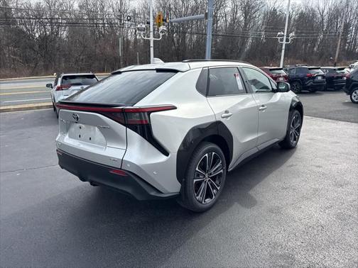 2025 Toyota bZ4X Limited