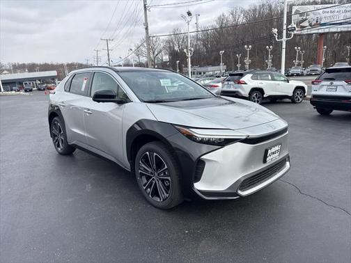 2025 Toyota bZ4X Limited