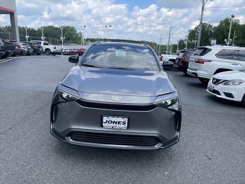 2025 Toyota bZ4X XLE