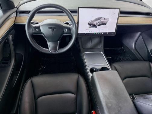 Gray 2023 Tesla Model 3 Standard Range