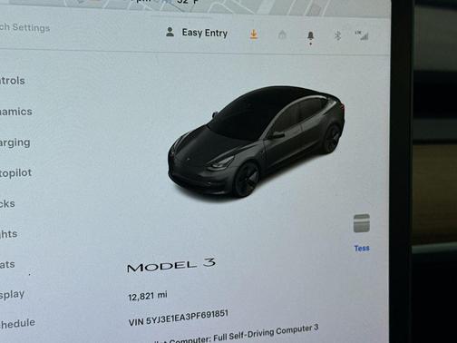 Gray 2023 Tesla Model 3 Standard Range