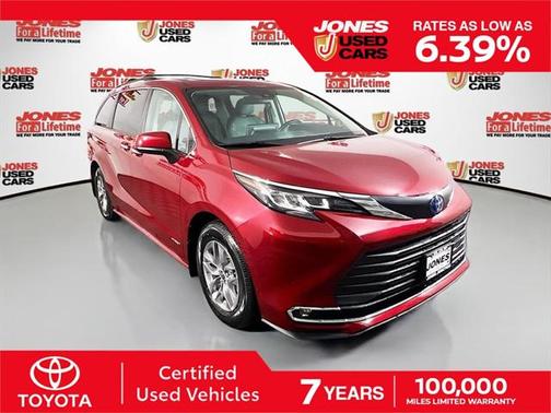 2021 Toyota Sienna XLE 7 Passenger