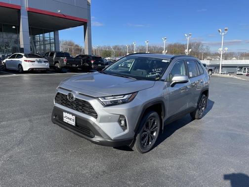 2025 Toyota RAV4 Hybrid XLE Premium